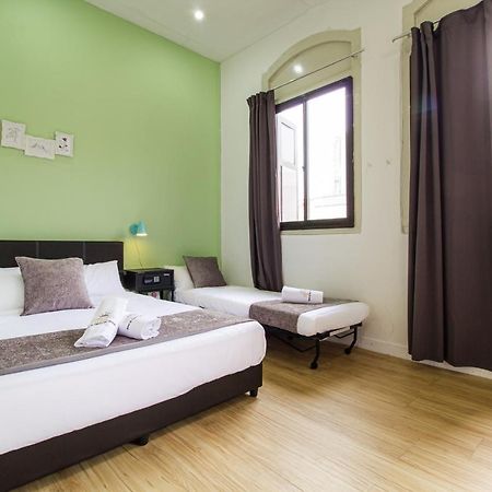 Q Loft Hotels@Geylang Szingapúr Kültér fotó
