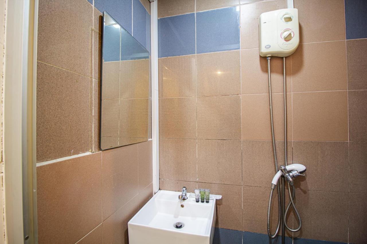 Q Loft Hotels@Geylang Szingapúr Kültér fotó