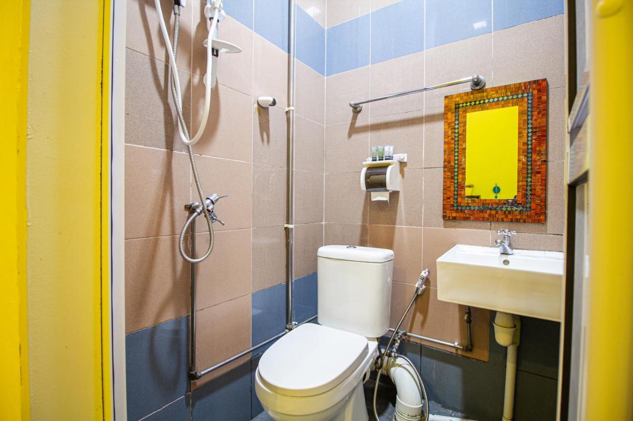 Q Loft Hotels@Geylang Szingapúr Kültér fotó