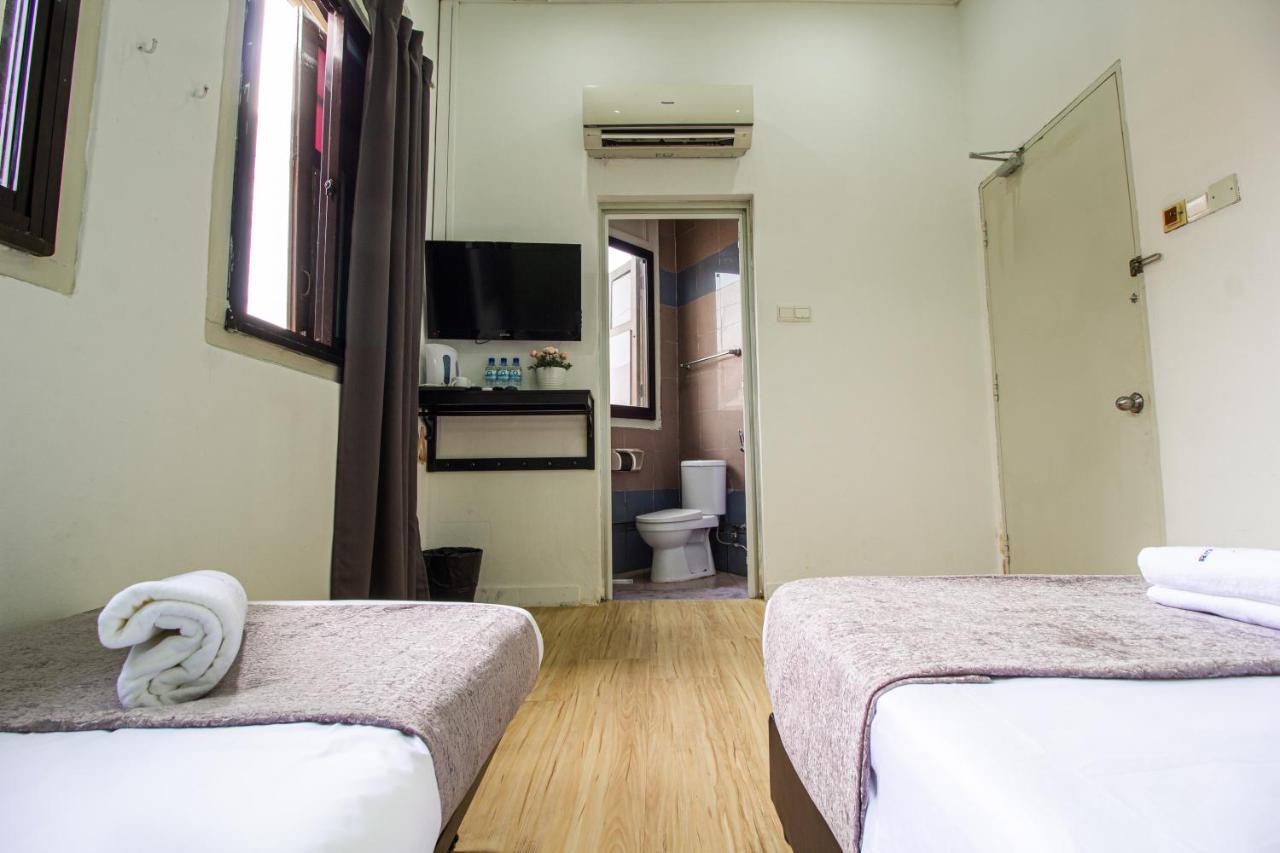 Q Loft Hotels@Geylang Szingapúr Kültér fotó